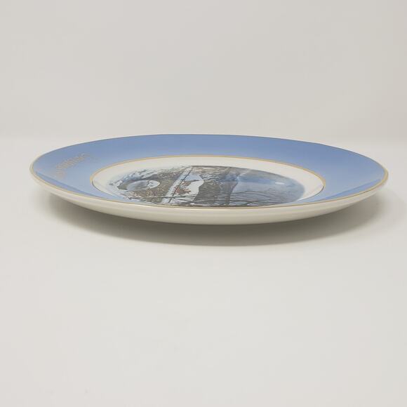 Avon 1979 Gold Dashing Through The Snow Christmas Holiday Plate Enoch Wedgwood - Picture 3 of 11